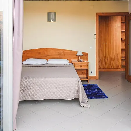 Awesome Apartment In Freixo De Espada C