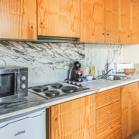 Awesome Apartment In Freixo De Espada C アパート *