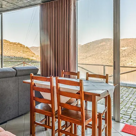 アパート Awesome Apartment In Freixo De Espada C